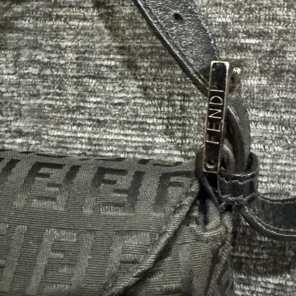 Authentic Vintage Fendi Shoulder bag Y2K - Picture 5 of 13